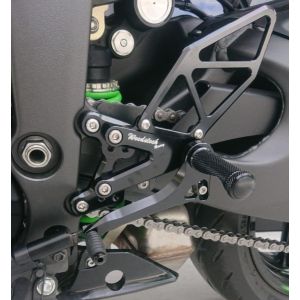 ウッドストック ウッドストック WBS-K41-BB バックステップキット オールBLK ZX-6R 19-クイックシフター付